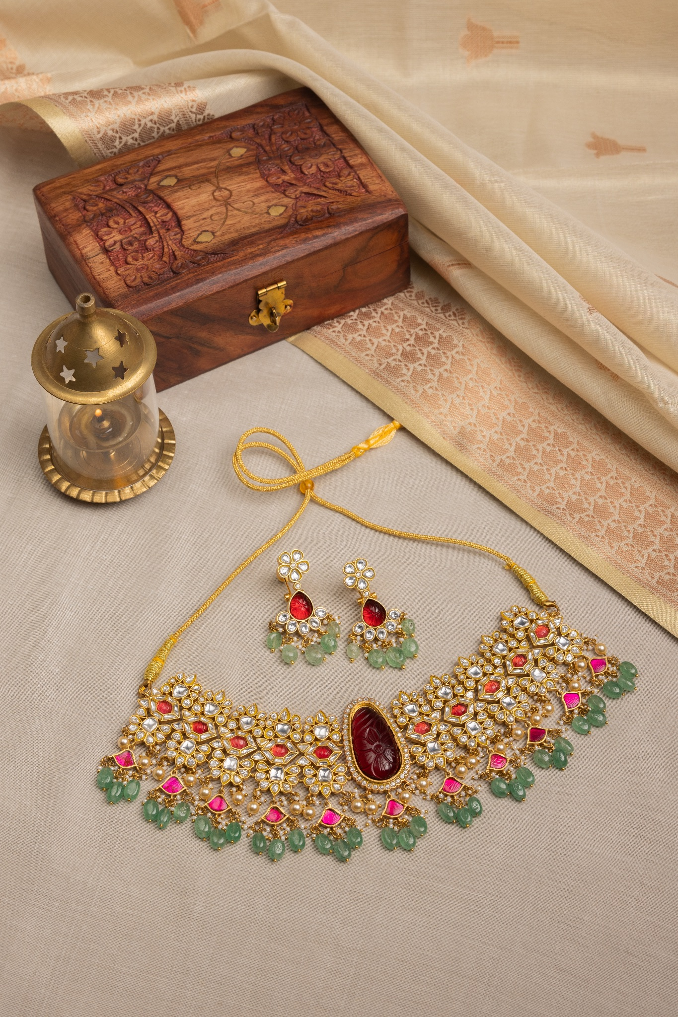 Ratna Puspa Choker