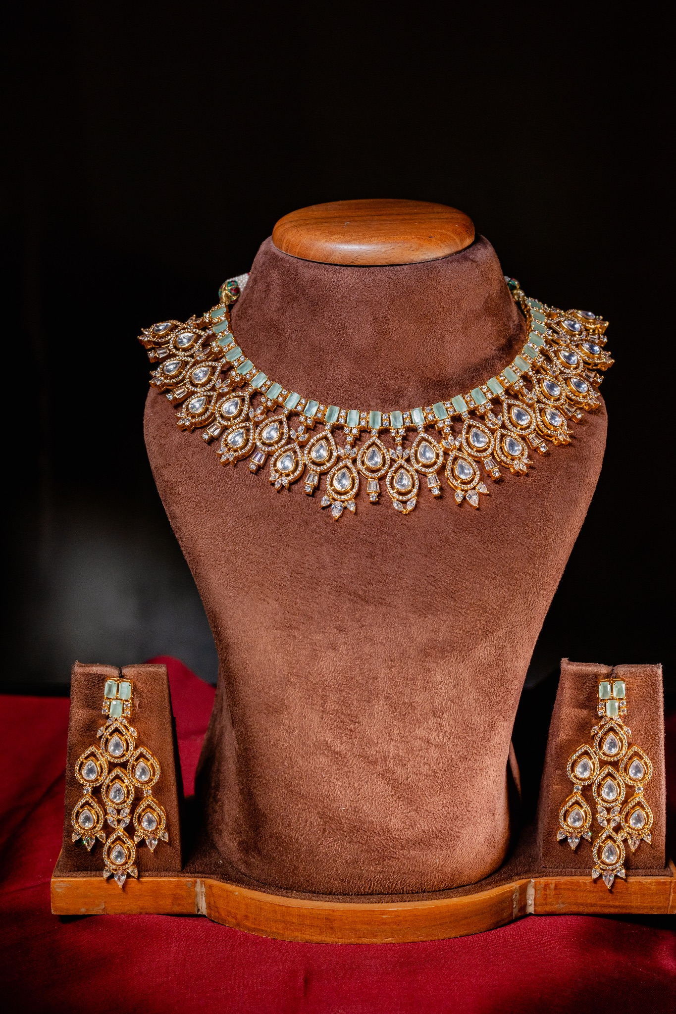 Kundan Emerald Statement Necklace