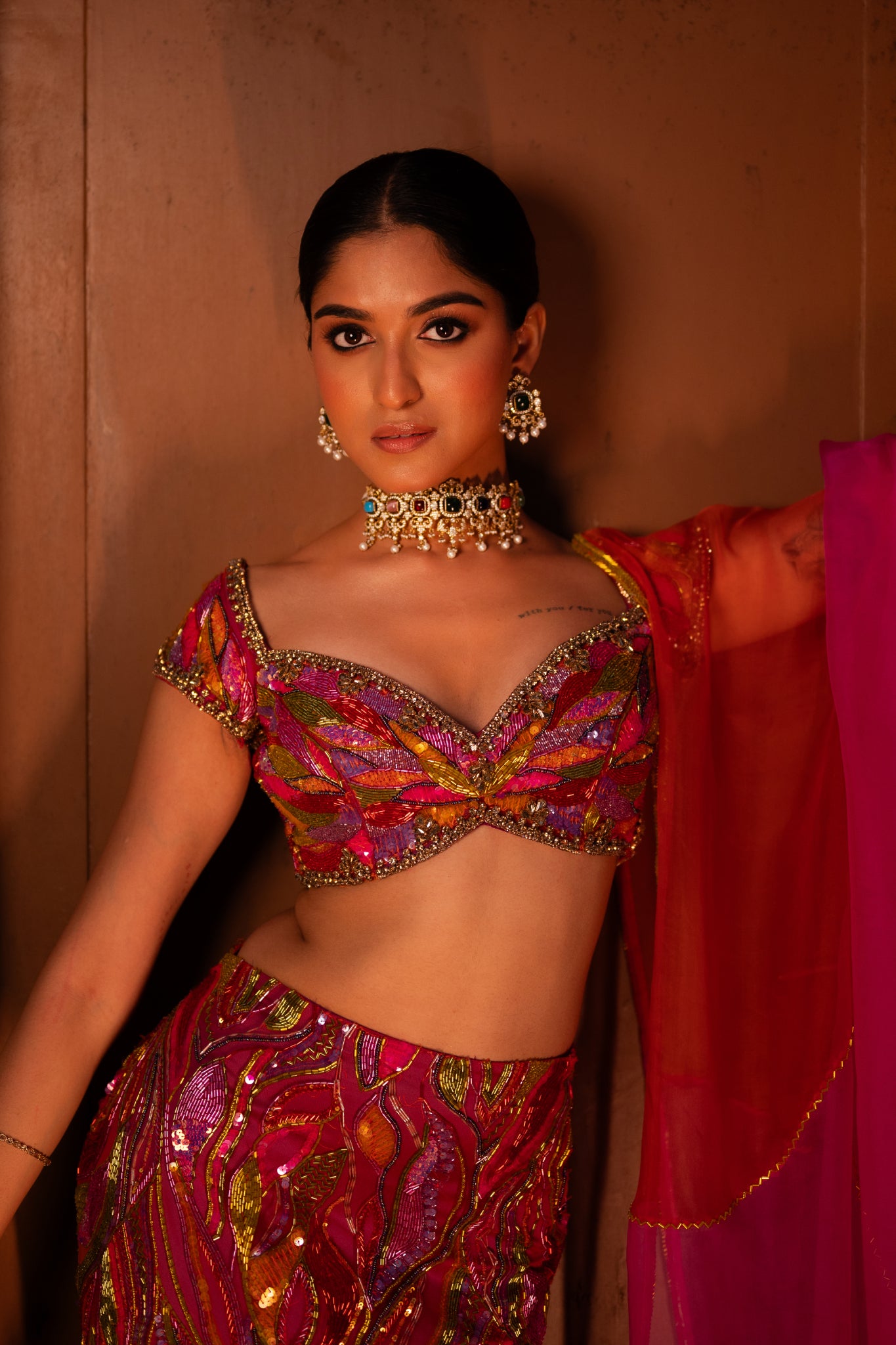 Navaratna Choker