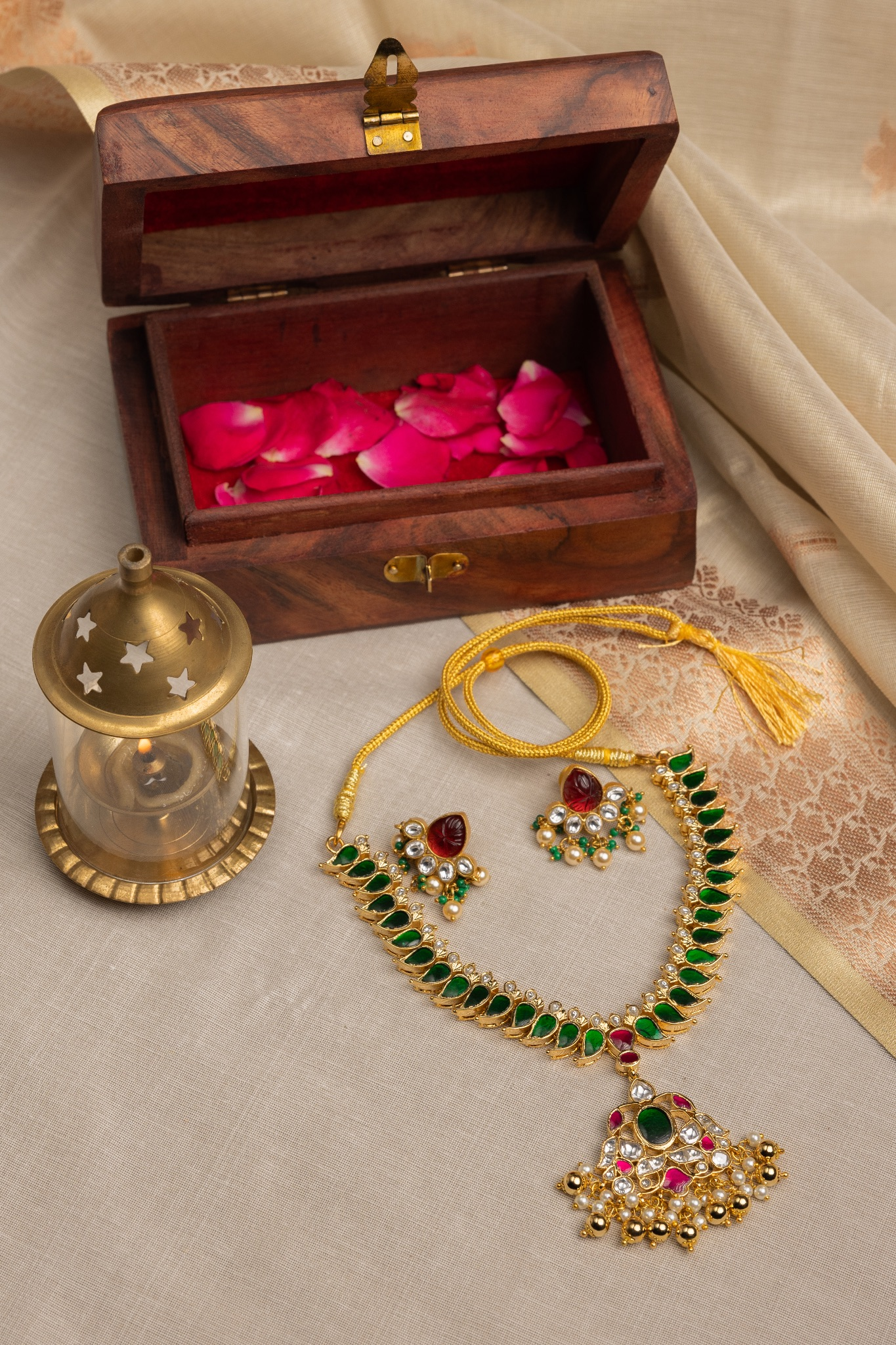 Pachchai Rathanam Necklace