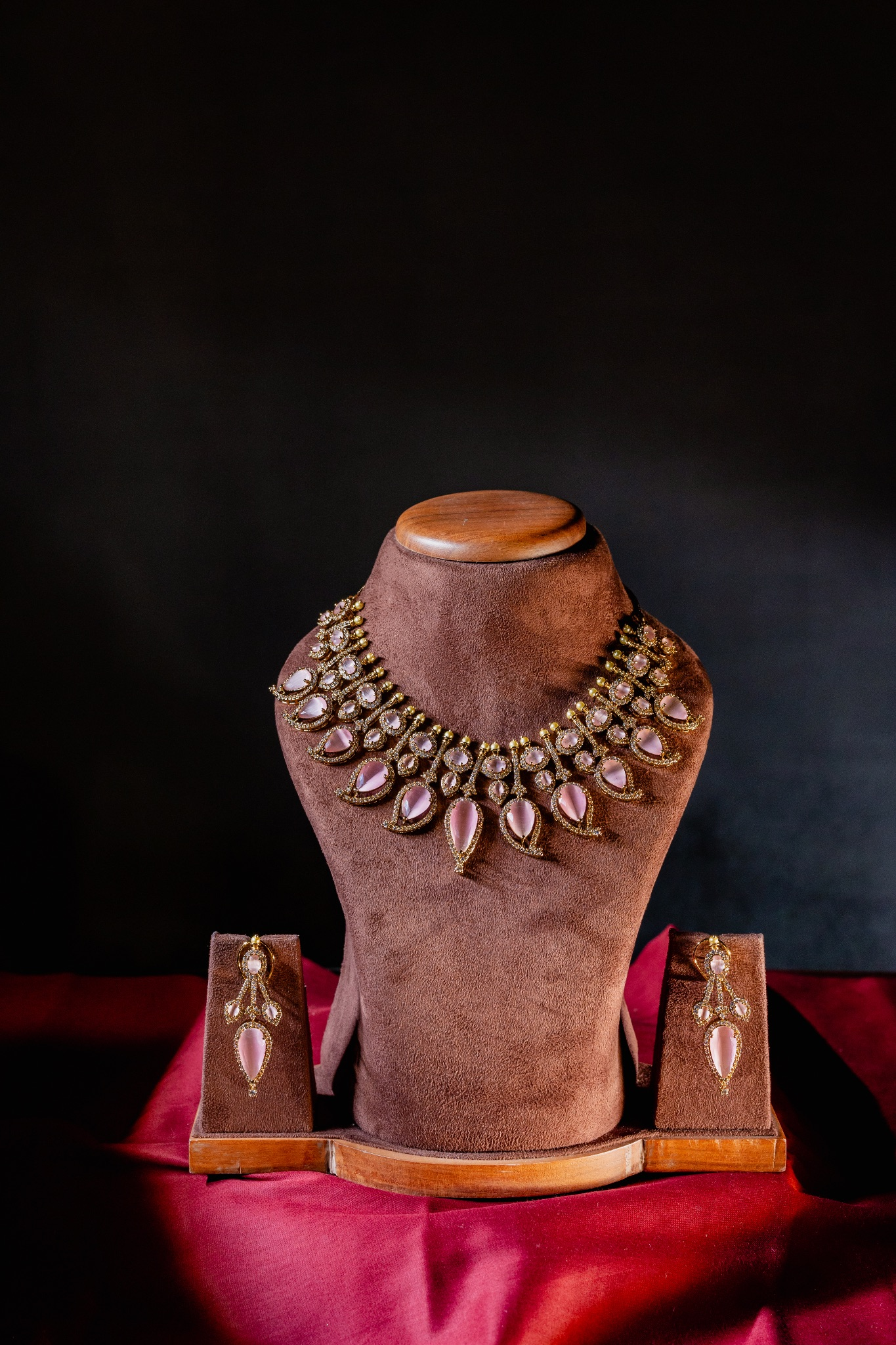 Pink Stone Manga Diamond Necklace